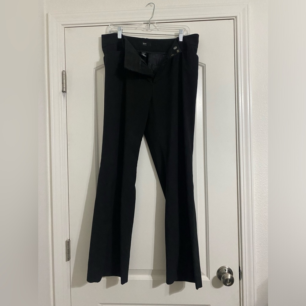 Women’s black slacks size 14 Mossmio brand
